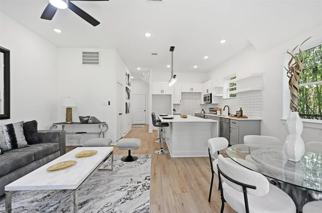 Photo of 1528 Armada Drive