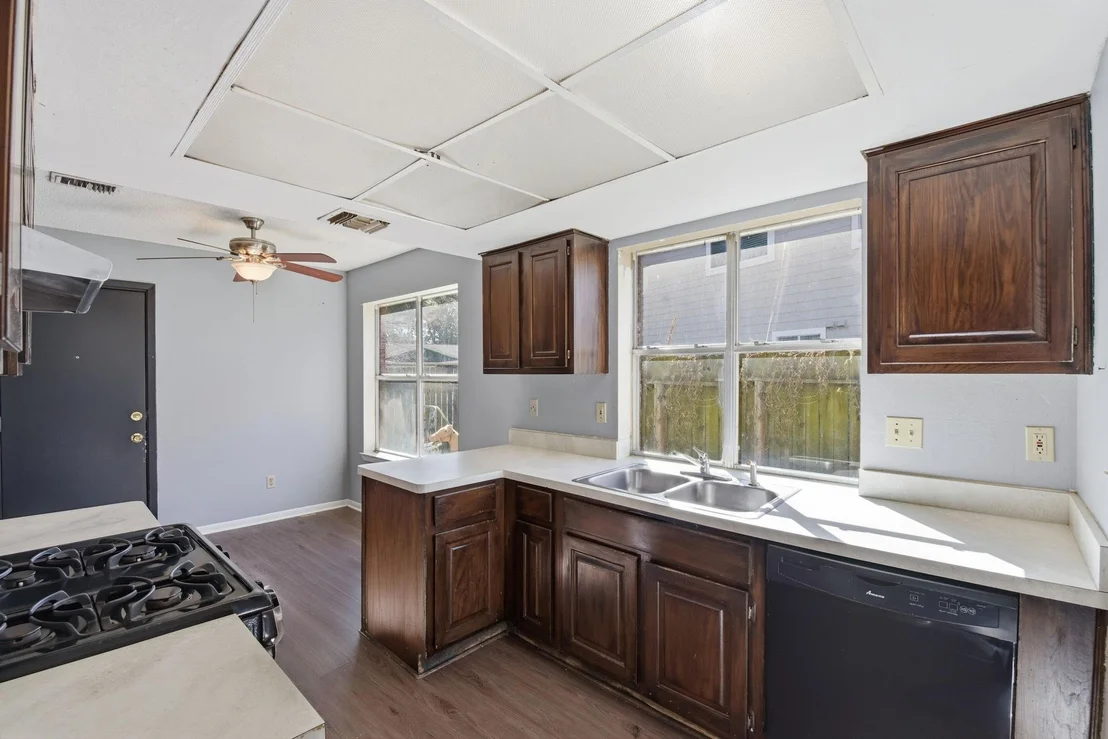 Photo of 5203 Smokey River Drive