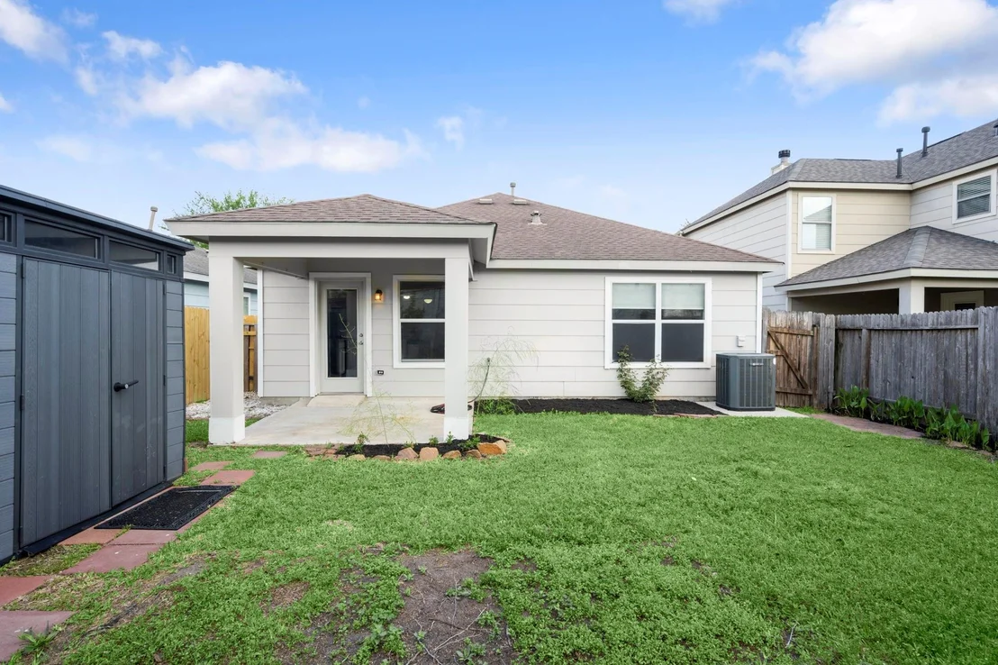 Photo of 3602 Fuller Bluff Drive
