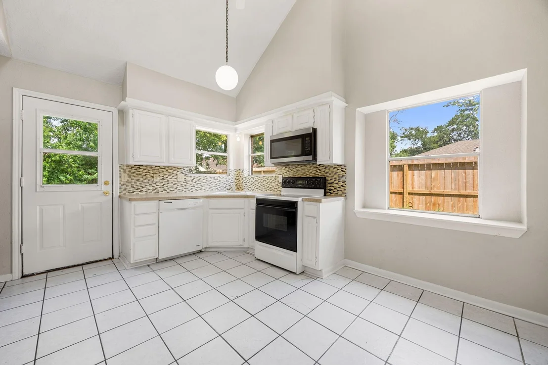 Photo of 23819 Creek Ridge Drive
