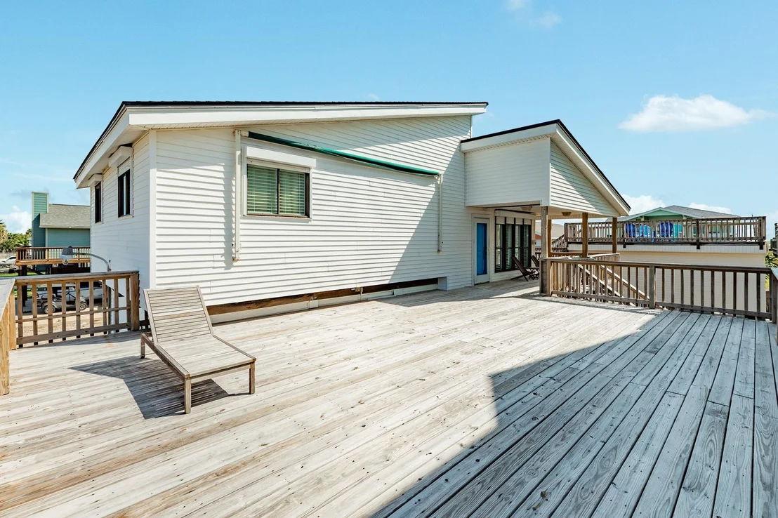 Photo of 333 Schooner Drive