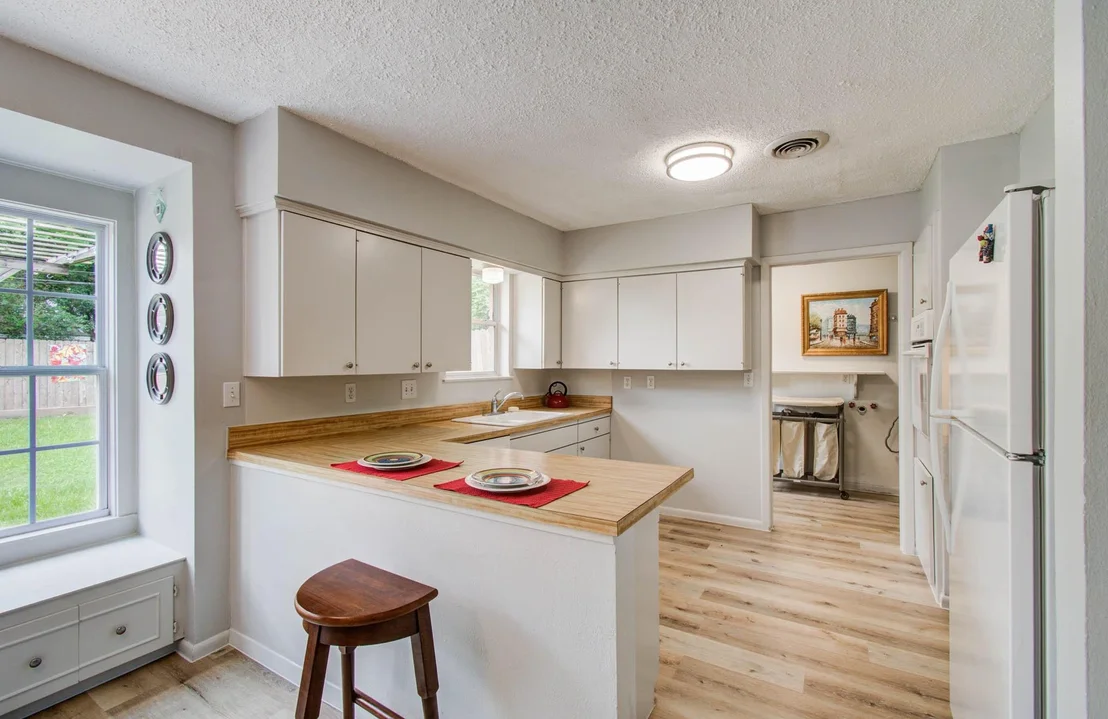 Photo of 5471 Kuldell Drive