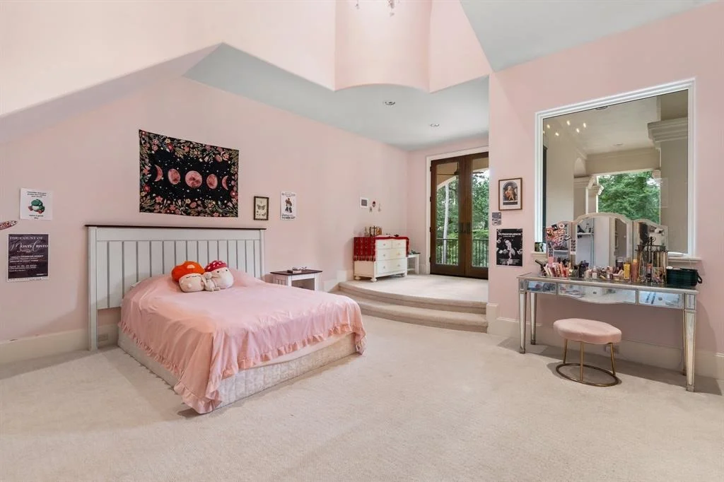 Photo of 50 Silver Iris Way