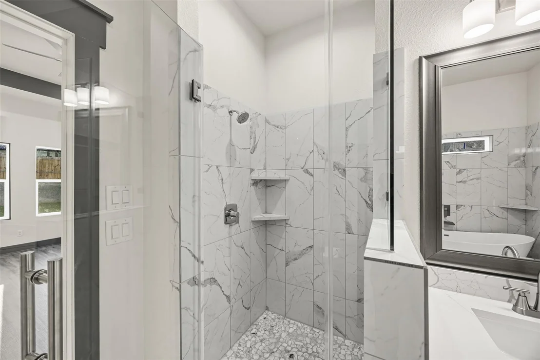 Photo of 87 Lakeway Ct Court