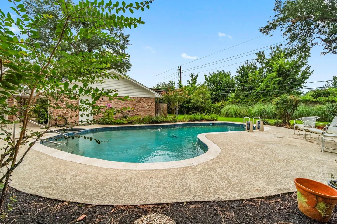 Photo of 26926 Maplewood Drive
