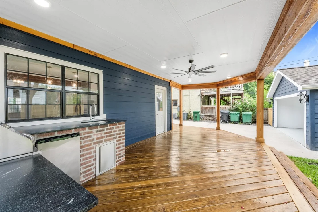 Photo of 1723 Albans Road