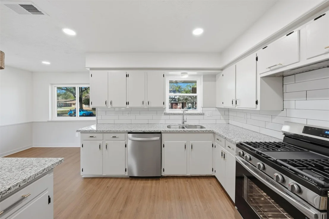 Photo of 5002 Cedar Creek Drive