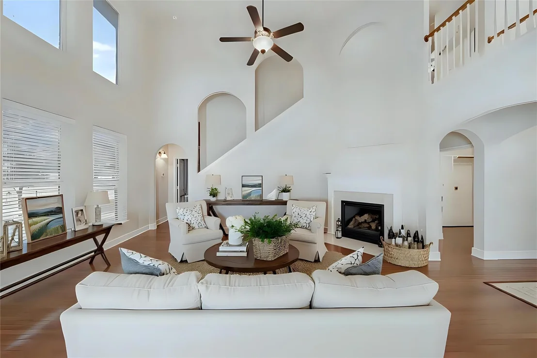 Photo of 6015 Biltmore Court