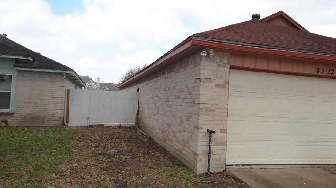 Photo of 8322 Sandy Glen Lane