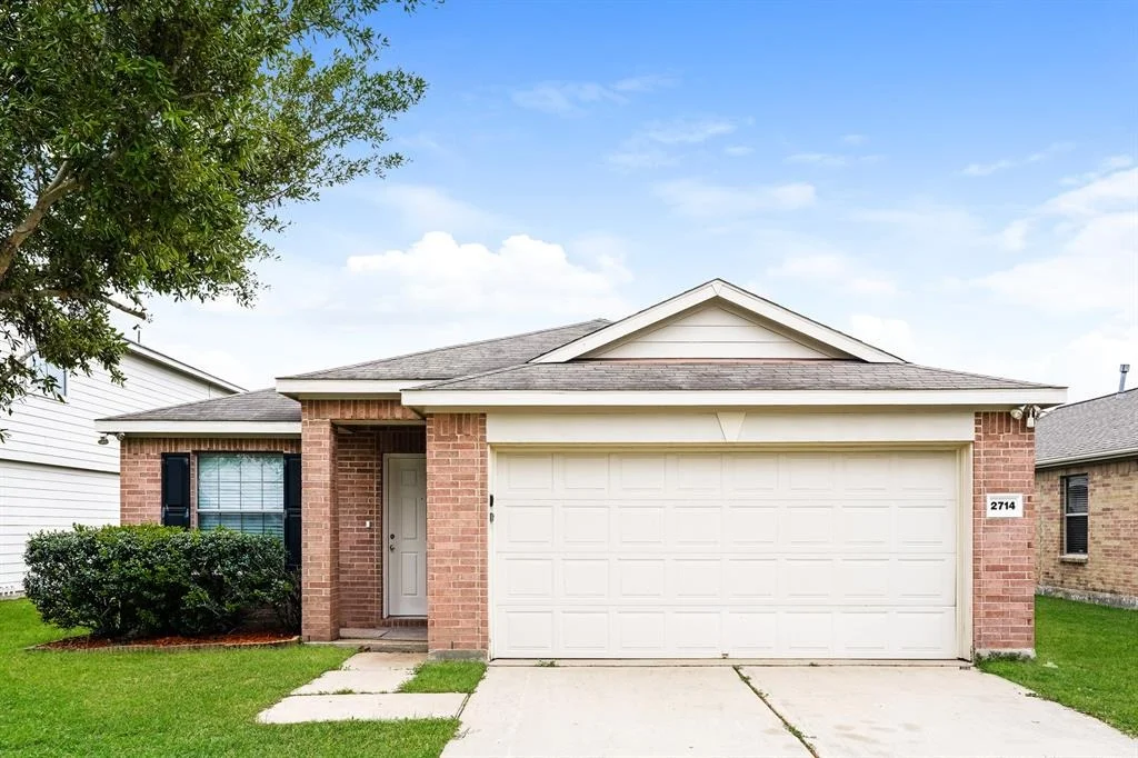 Photo of 2714 Roaring Oaks Lane