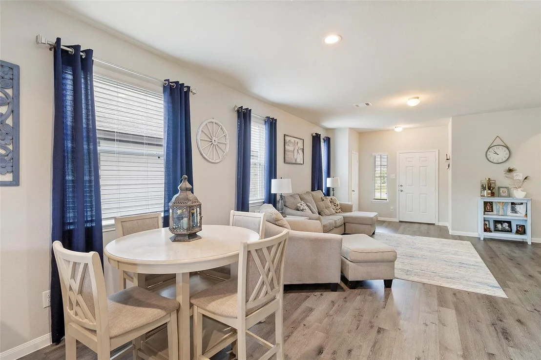 Photo of 3432 Wooded Lane