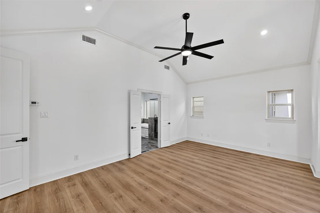 Photo of 2407 Radcliffe Street