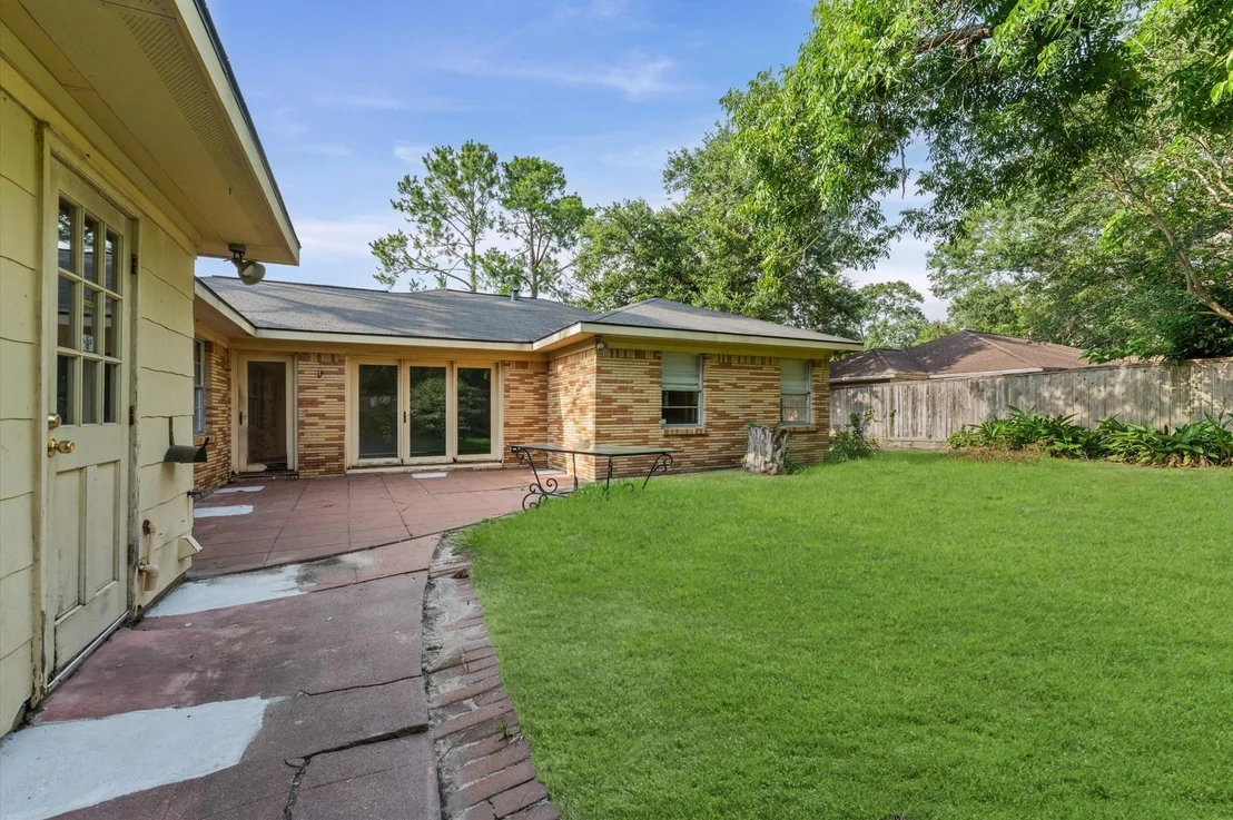 Photo of 3123 Broadmead Drive