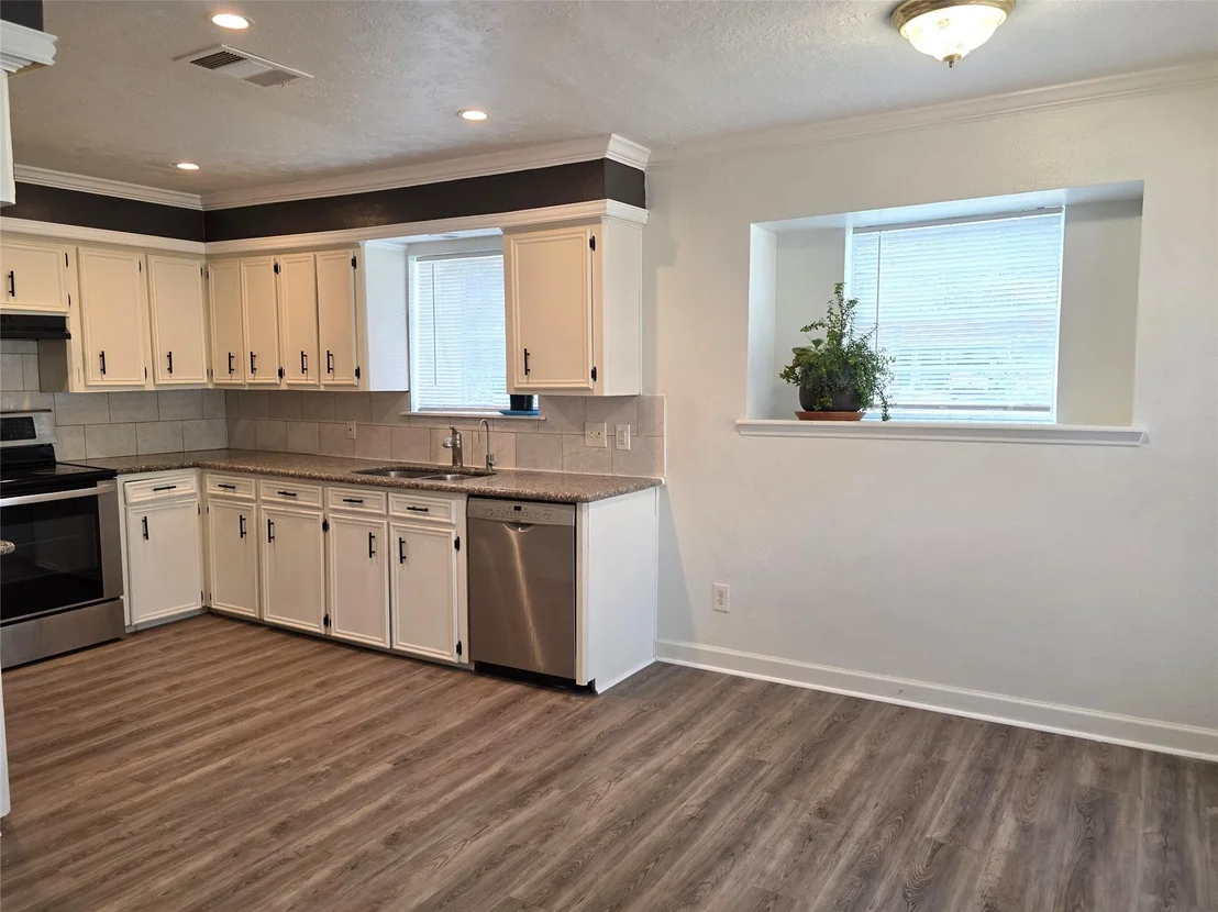 Photo of 3748 Pin Oak Drive