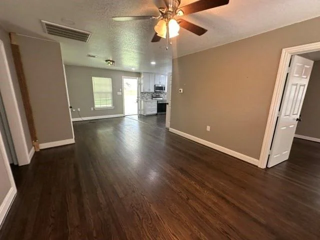 Photo of 203 Sandra Street