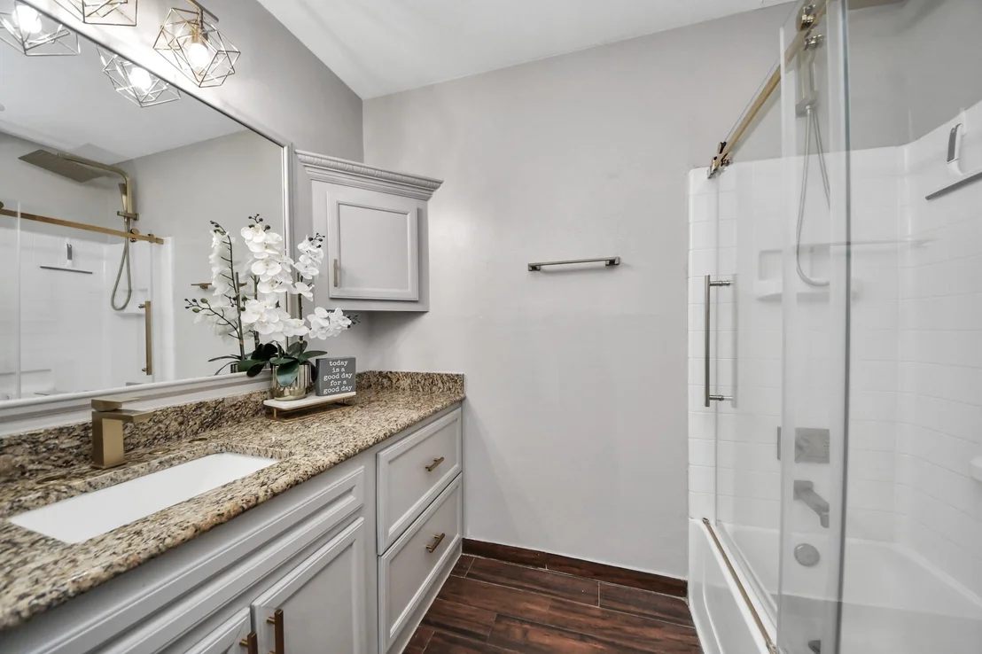 Photo of 21739 Stoney Bluff Lane