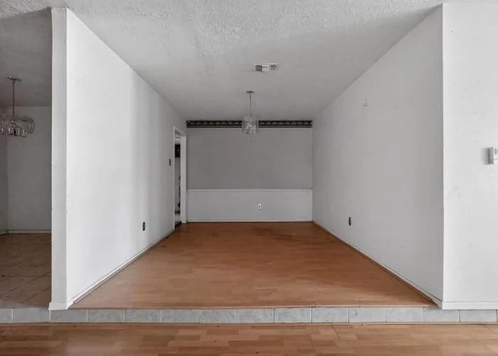 Photo of 11831 Bee Lane