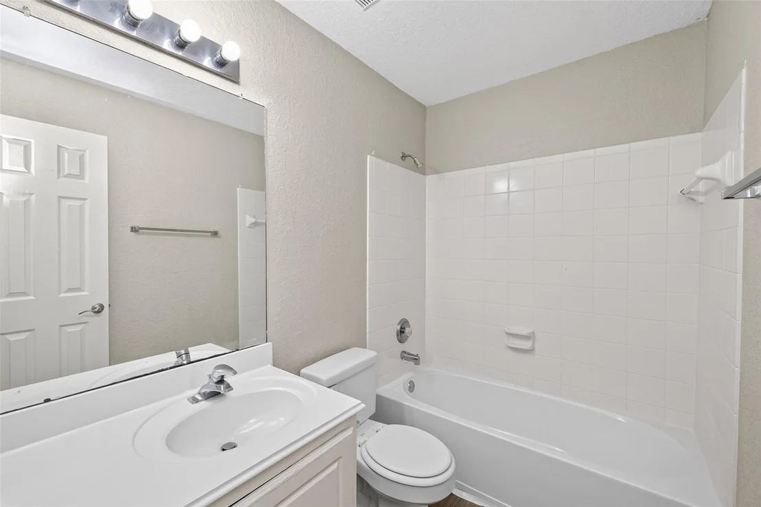 Photo of 3219 Watercliff Court