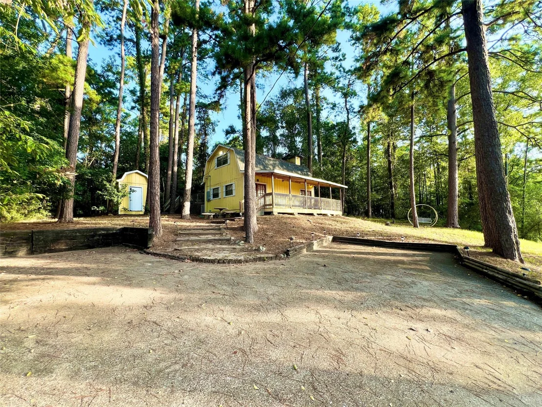 Photo of 1 Hilltop Circle