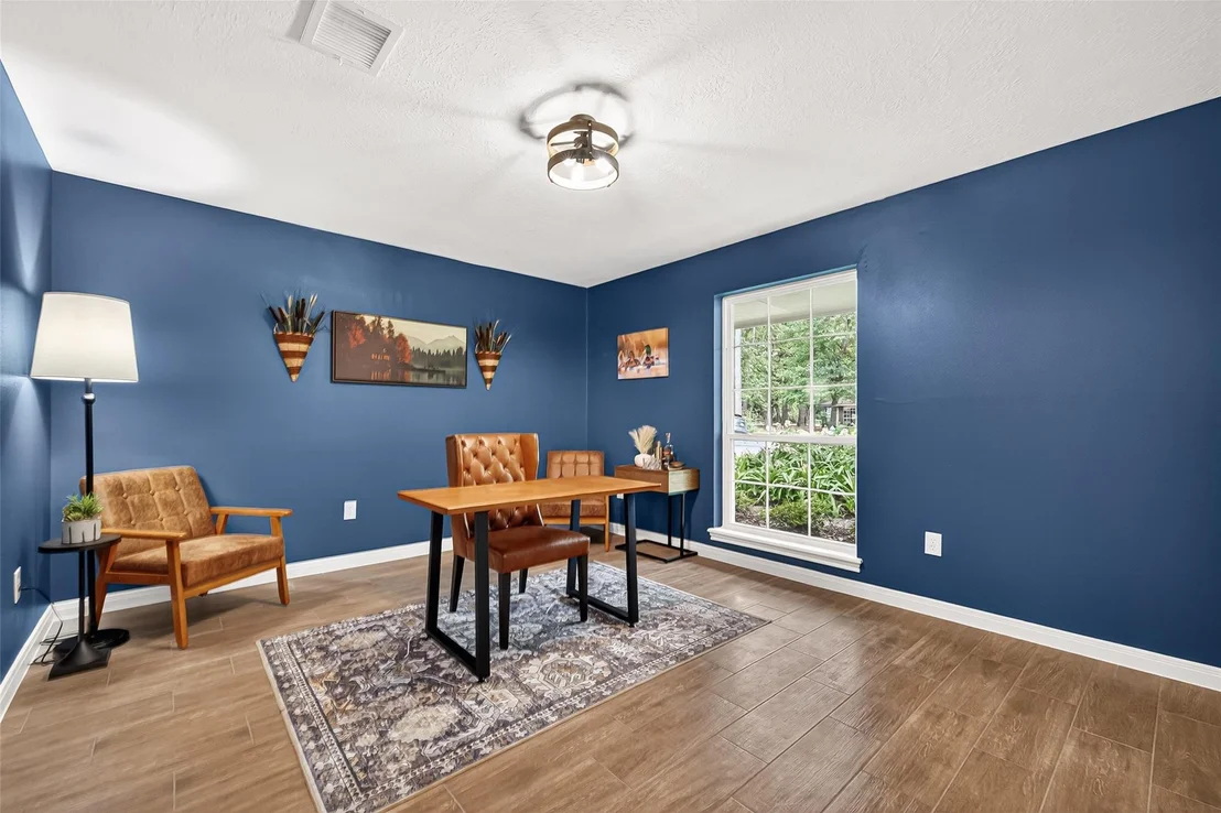 Photo of 247 Castlewood Drive