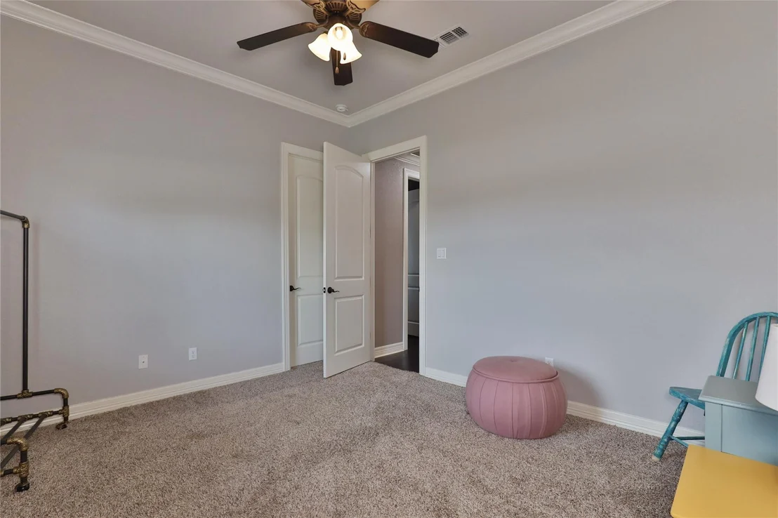 Photo of 717 Rustic Oaks Drive