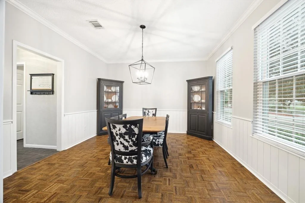 Photo of 904 Laurelfield Drive