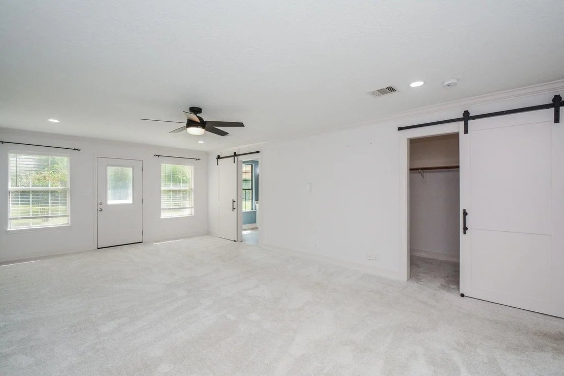 Photo of 547 Sandra Court