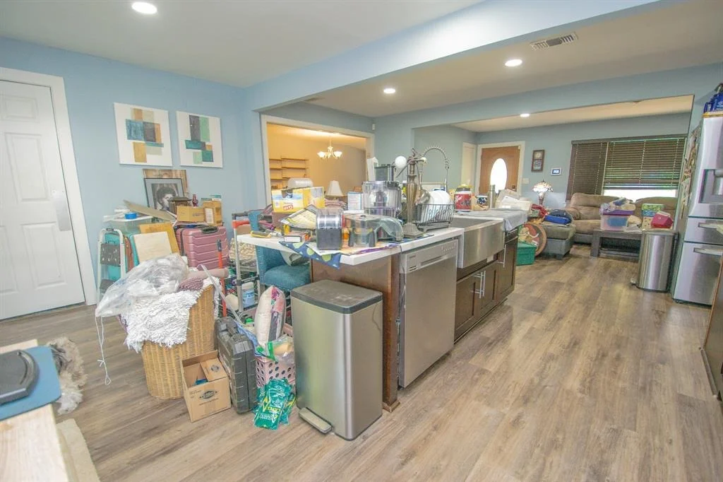 Photo of 725 Cedar Lawn Drive