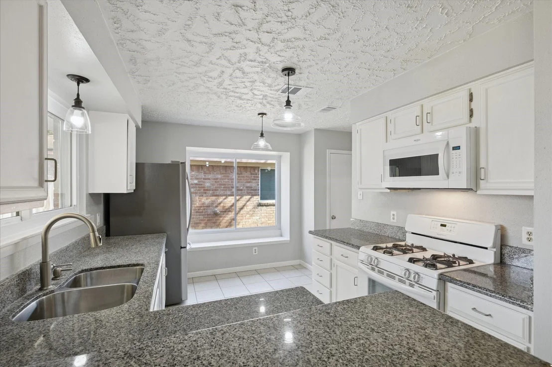 Photo of 439 Reseda Drive