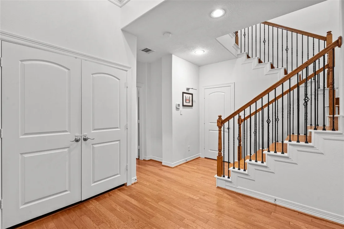 Photo of 4656 Cornish Street
