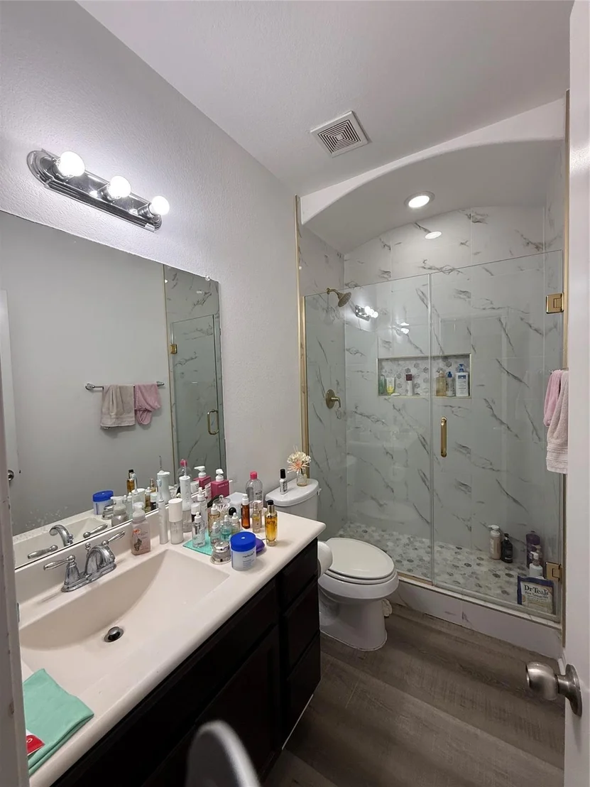 Photo of 4223 Fenetre Forest Street