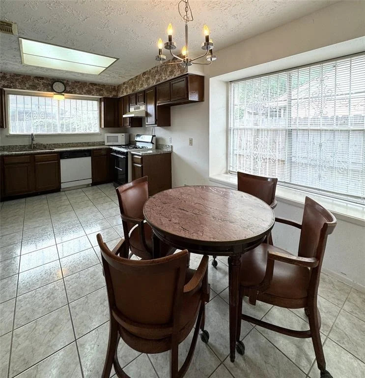 Photo of 14803 Wind Cave Lane
