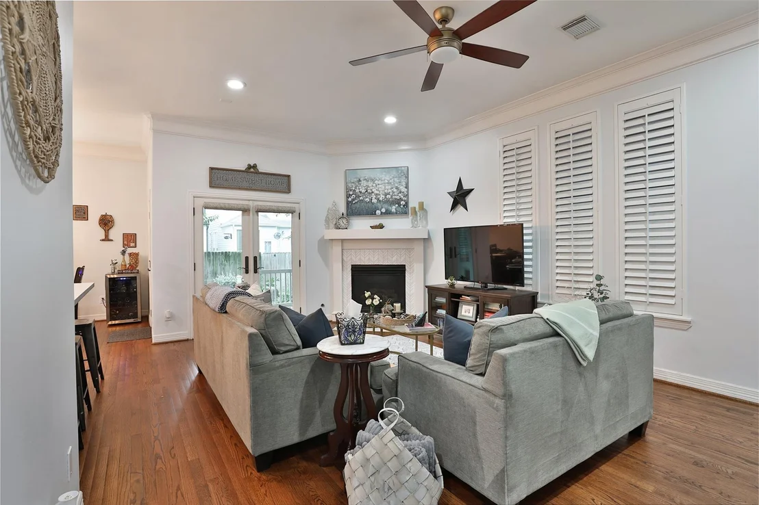 Photo of 827 Garden Trace Lane