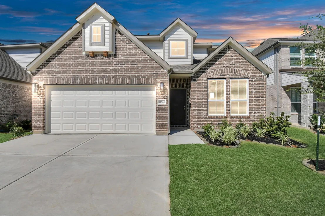 Photo of 14923 Royal Leaf Drive