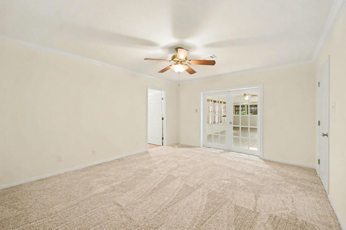 Photo of 26222 Oakhurst Drive