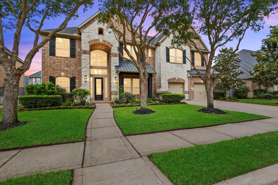 Photo of 28003 Iberville Glen Drive