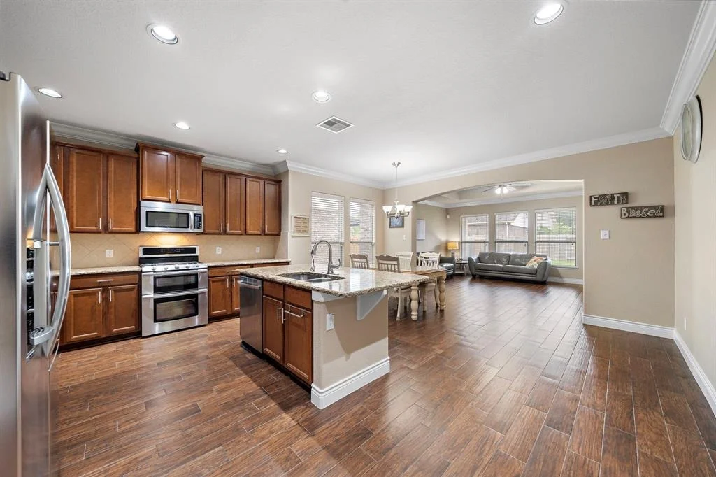 Photo of 25343 Holton Ridge Drive
