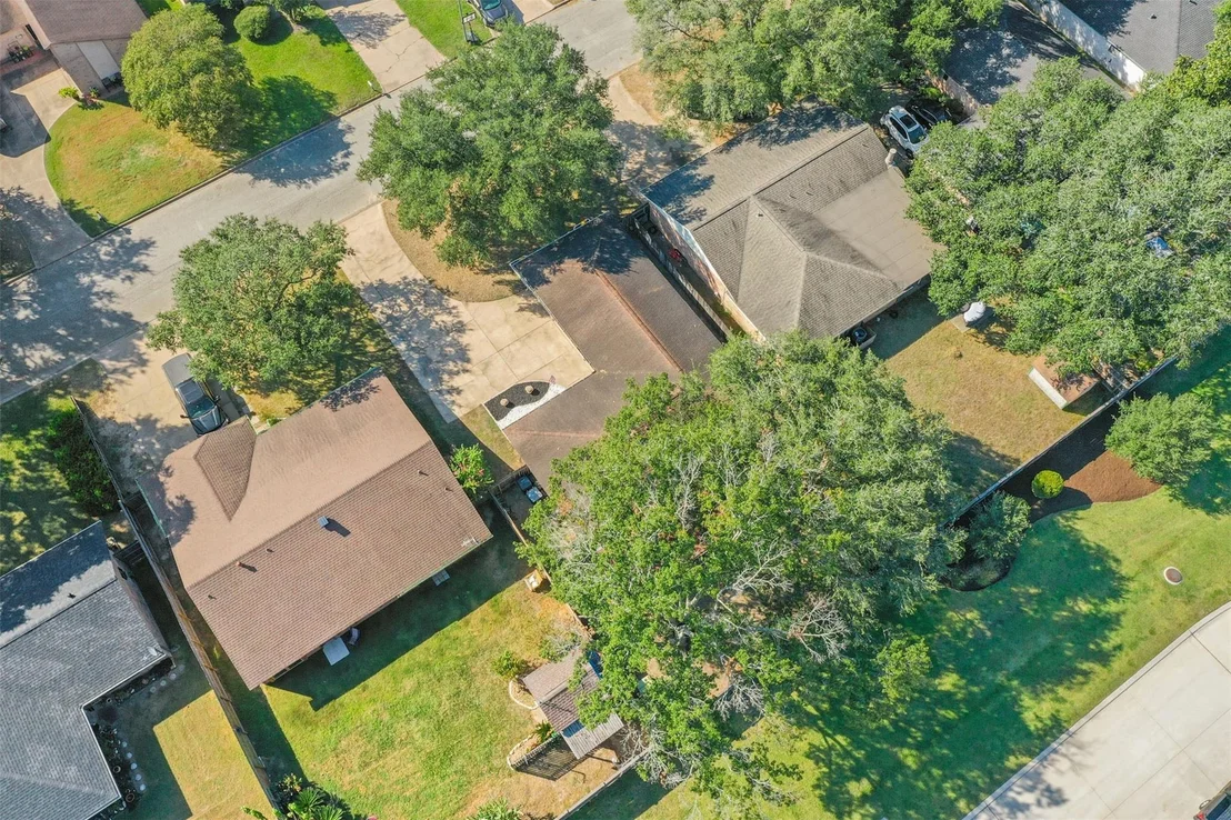 Photo of 2516 Village Circle Drive