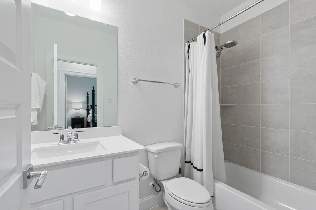 Photo of 902 Falcon Hollow Lane
