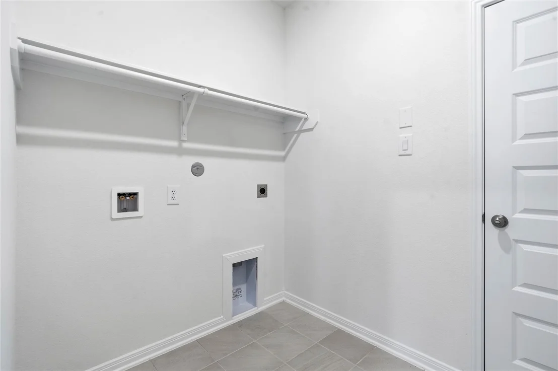 Photo of 4805 Seven Oaks Lane