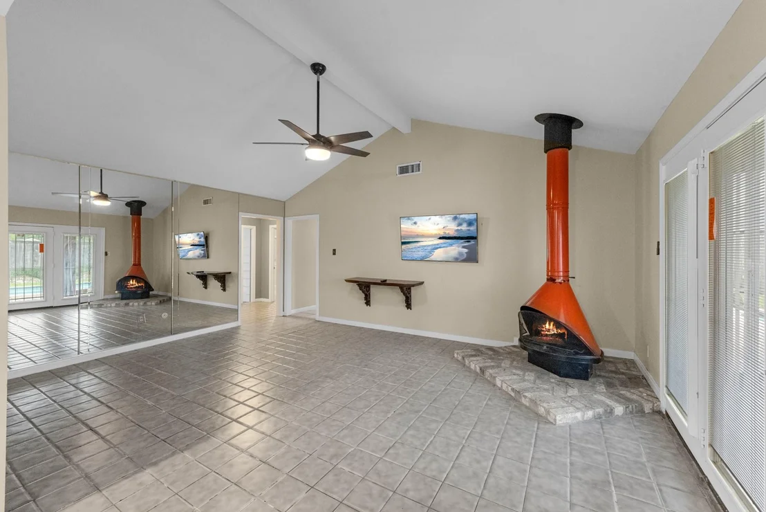Photo of 7230 Redding Road