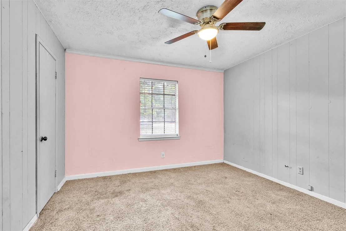 Photo of 13585 Walker Road