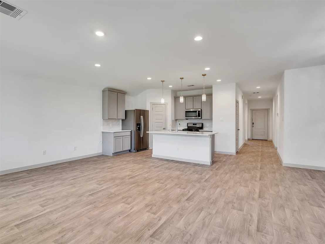Photo of 818 Betsy Hill Drive