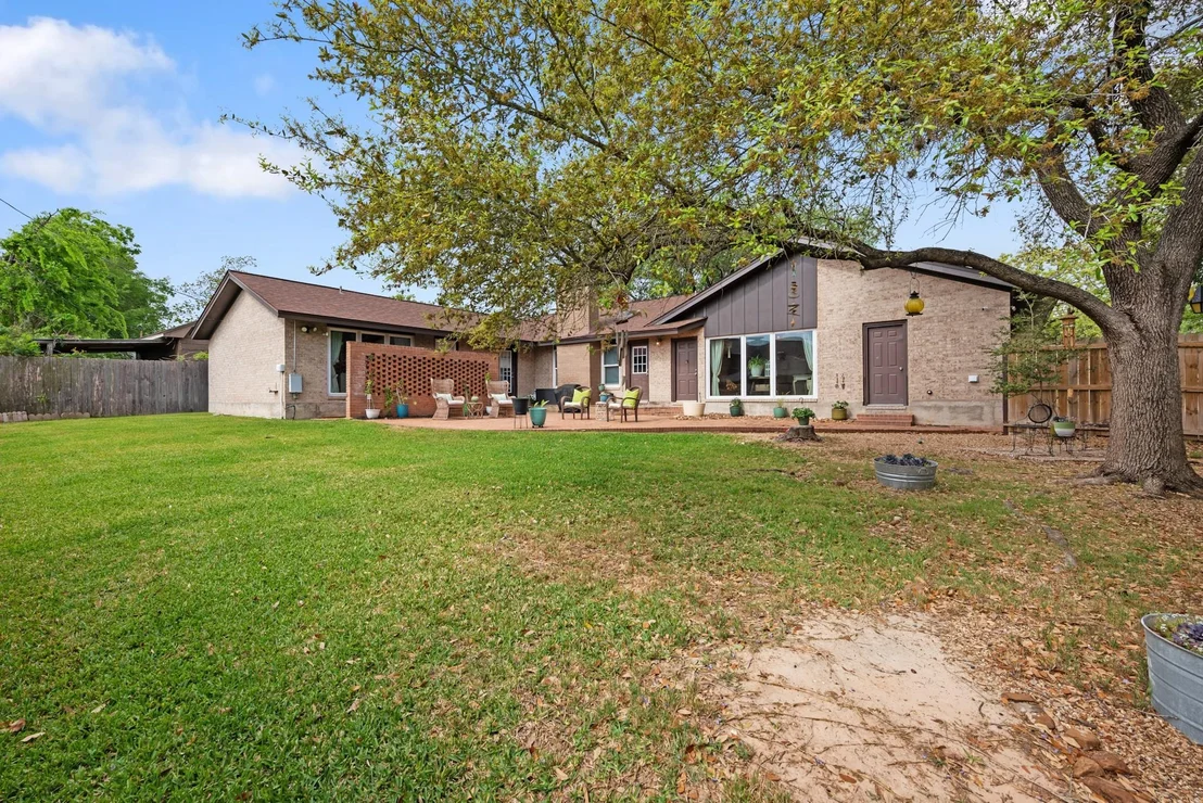 Photo of 2512 Towering Oaks Drive