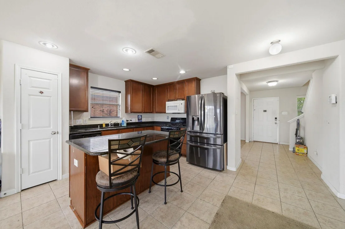 Photo of 1115 Honeysuckle Vine Drive