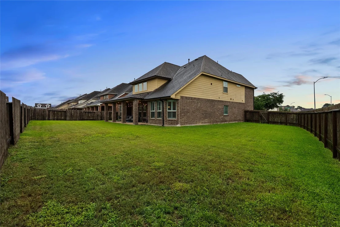 Photo of 4224 Walnut Bend Drive