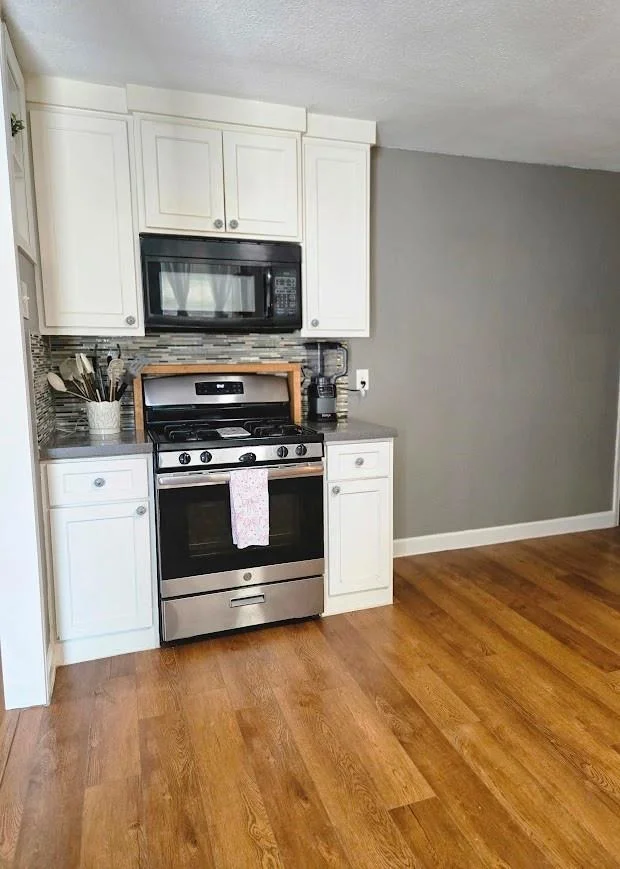 Photo of 4718 Meadow Park Drive
