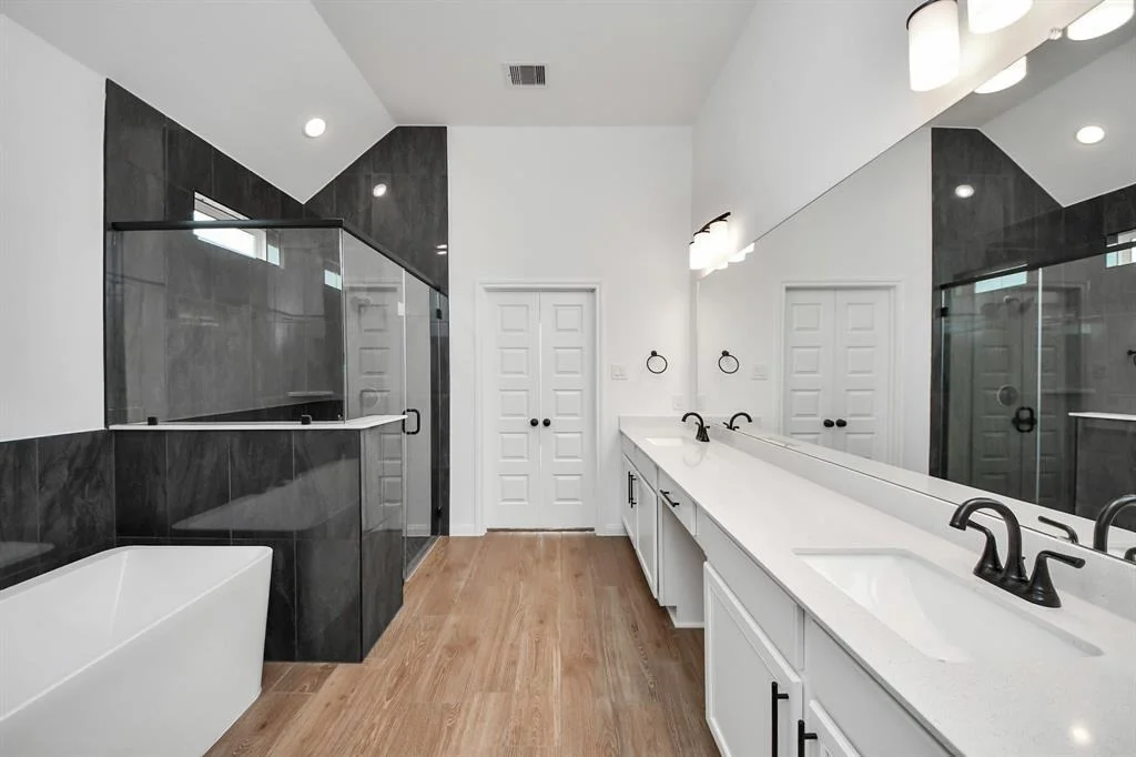 Photo of 7718 Clover Gully Lane