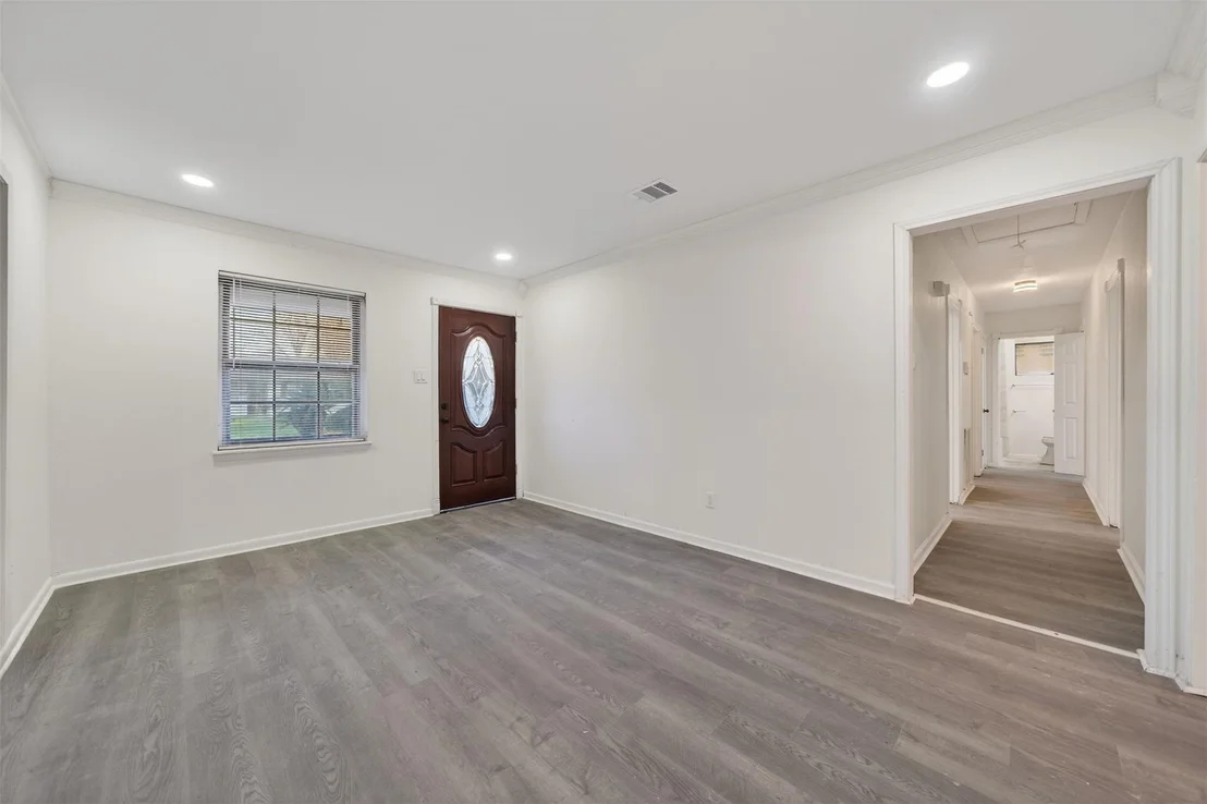 Photo of 4119 Ebbtide Drive
