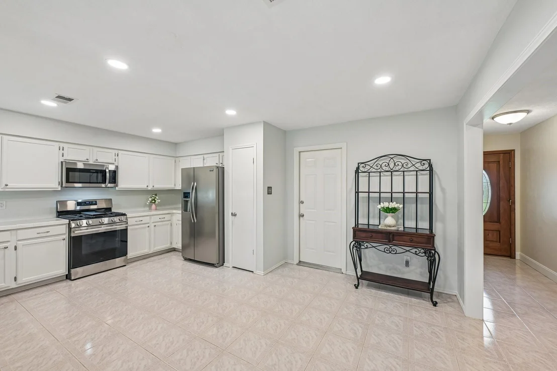 Photo of 18015 Forest Cedars Drive